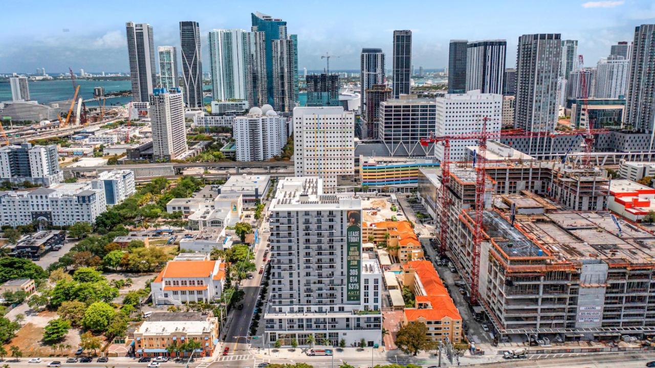 شقة Stylish Unit In Downtown Miami With Free Parking المظهر الخارجي الصورة